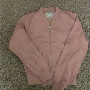 Light weight bomber jacket